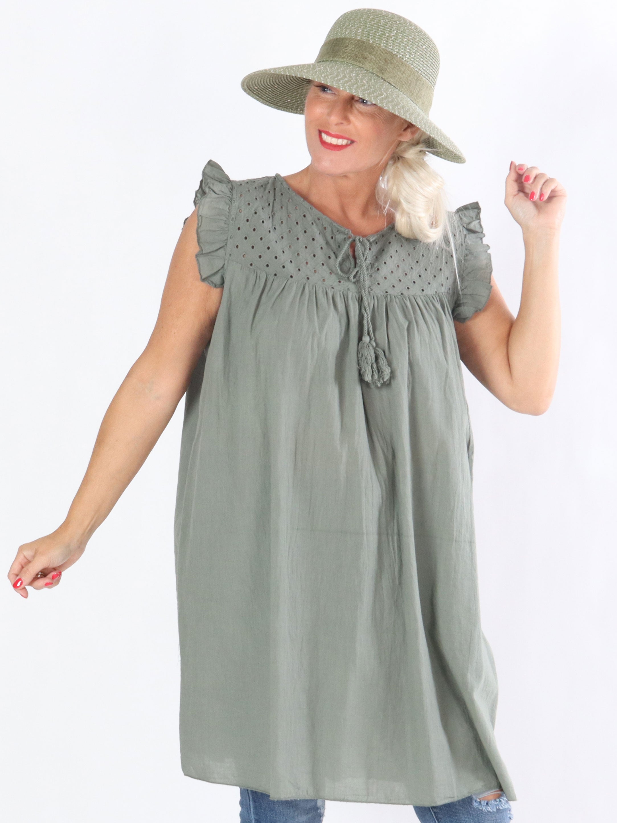 Dora - Tunika med søde detaljer og flæseærmer